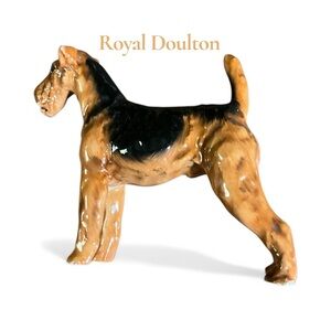Royal Doulton Airedale Terrier Bone China Figurine Vintage Collectible
